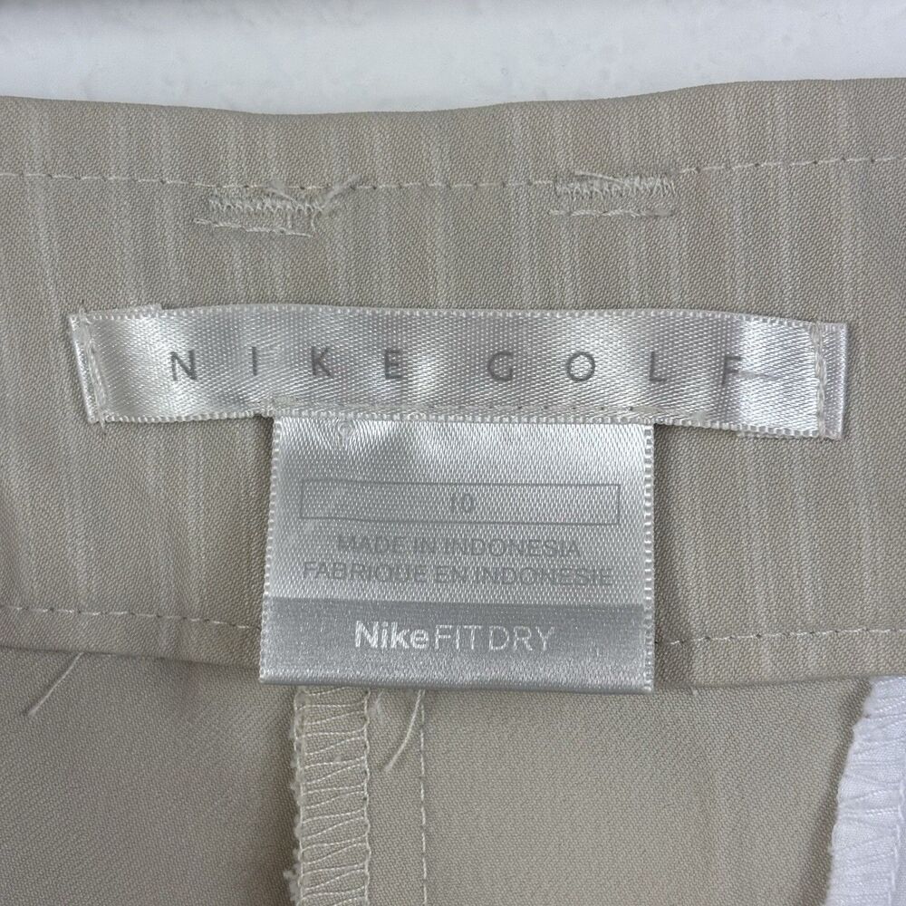 Nike Golf Women’s Shorts 10 Beige Khaki Stretch Pinstriped Bermuda Dri-fit Dry - Picture 2 of 14